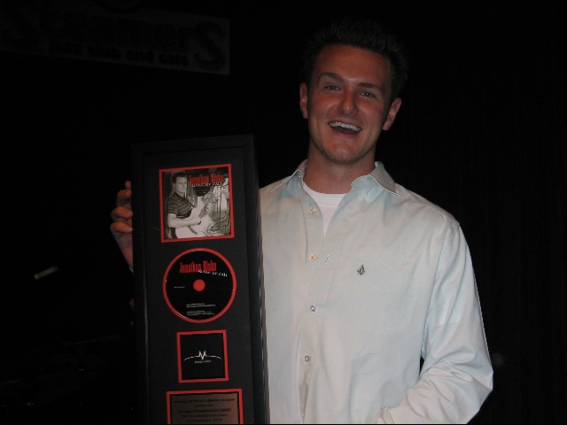 jonathan blake with his student2artist award